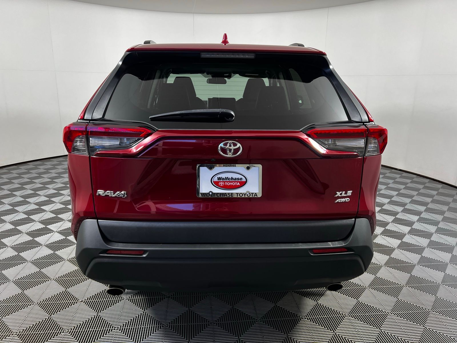 Thumbnail: 2020 Toyota RAV4 - 6