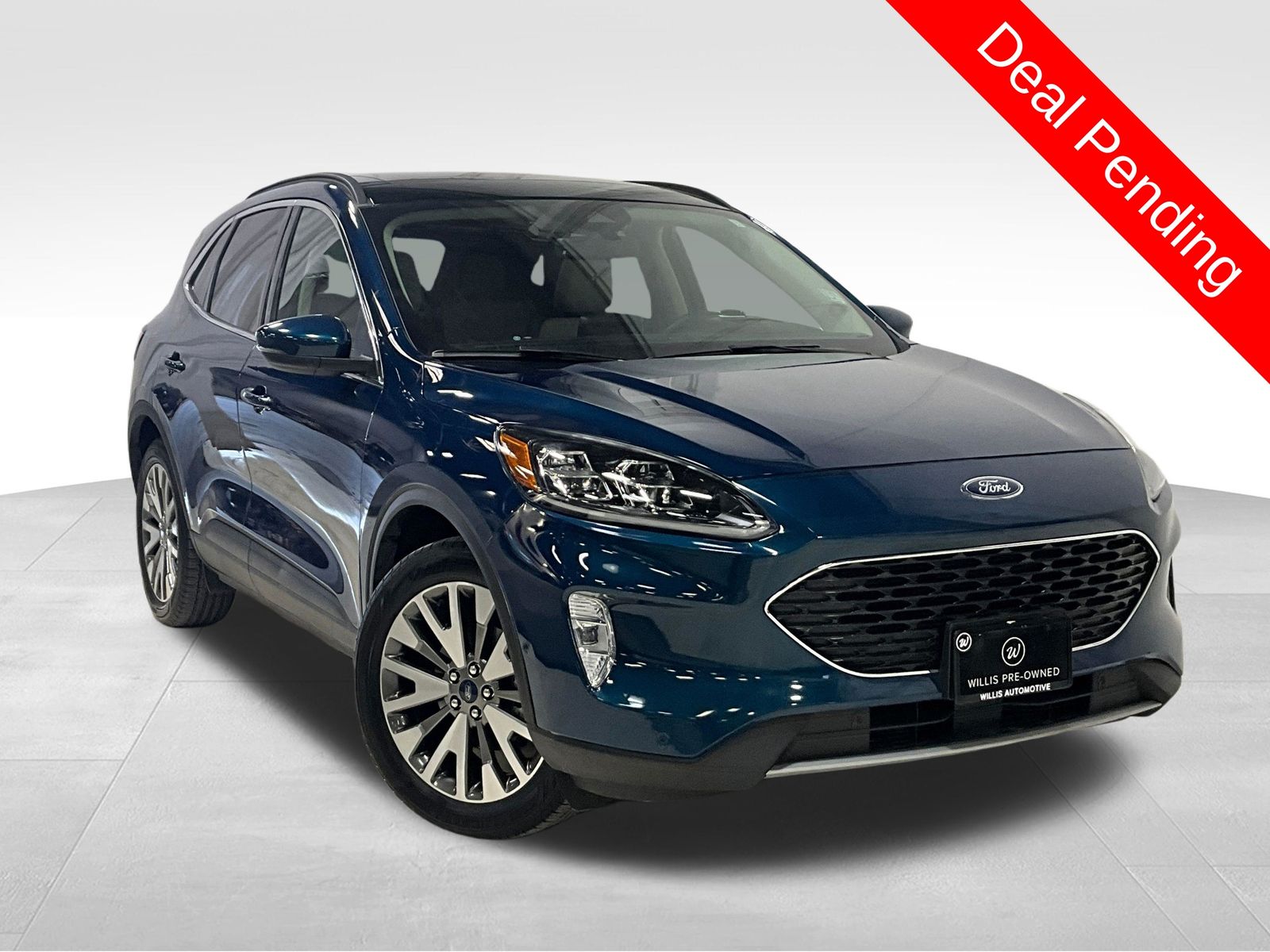 2020 Ford Escape Hybrid Titanium AWD