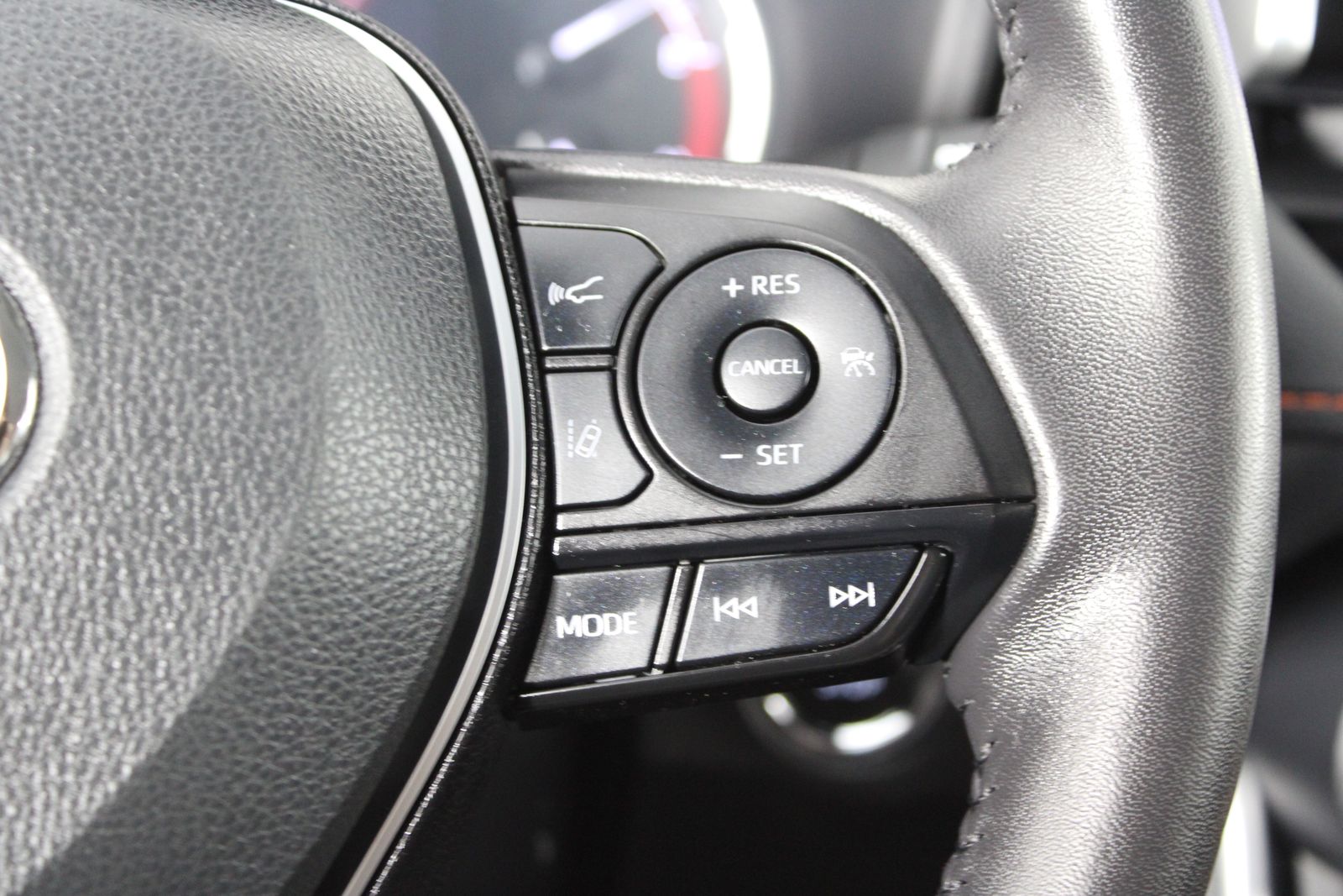 Used 2024 White Toyota Adventure image 20