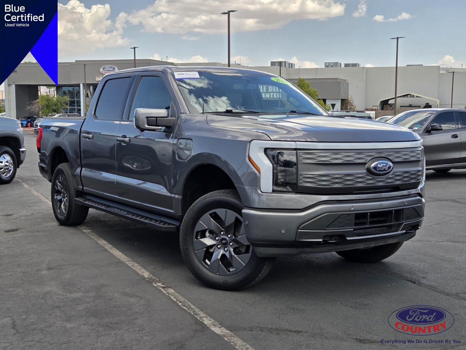 2023 Ford F-150 Lightning Lariat SuperCrew AWD