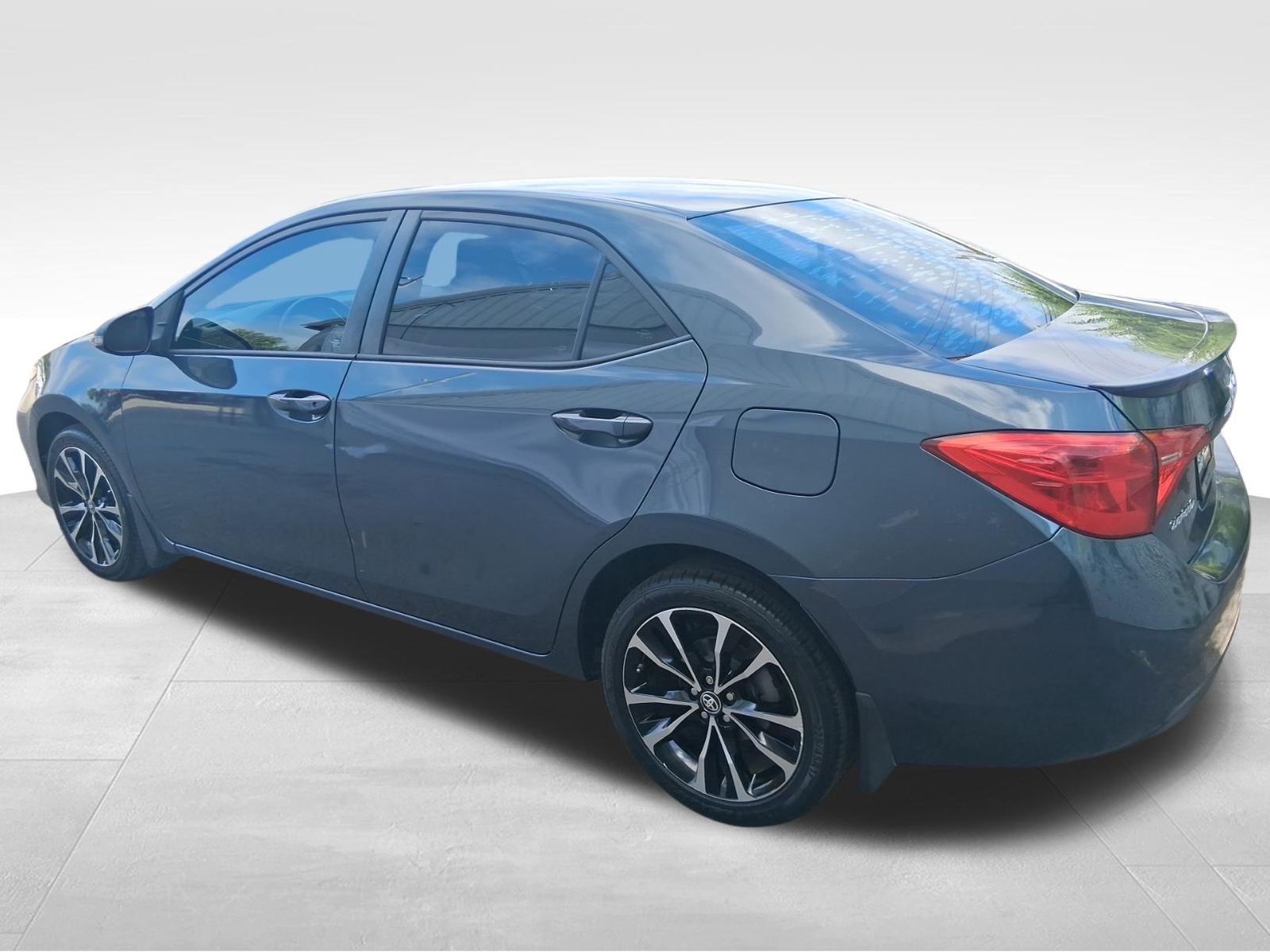 Used Car 2018 Toyota Corolla  Se For Sale Under $15,000 In Austin, Texas