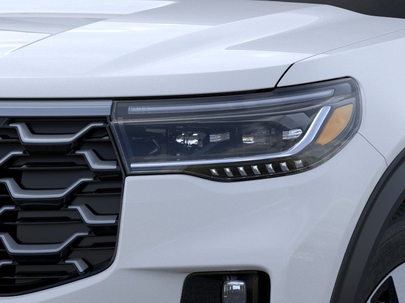 New 2026 Space White Metallic Ford Platinum image 18