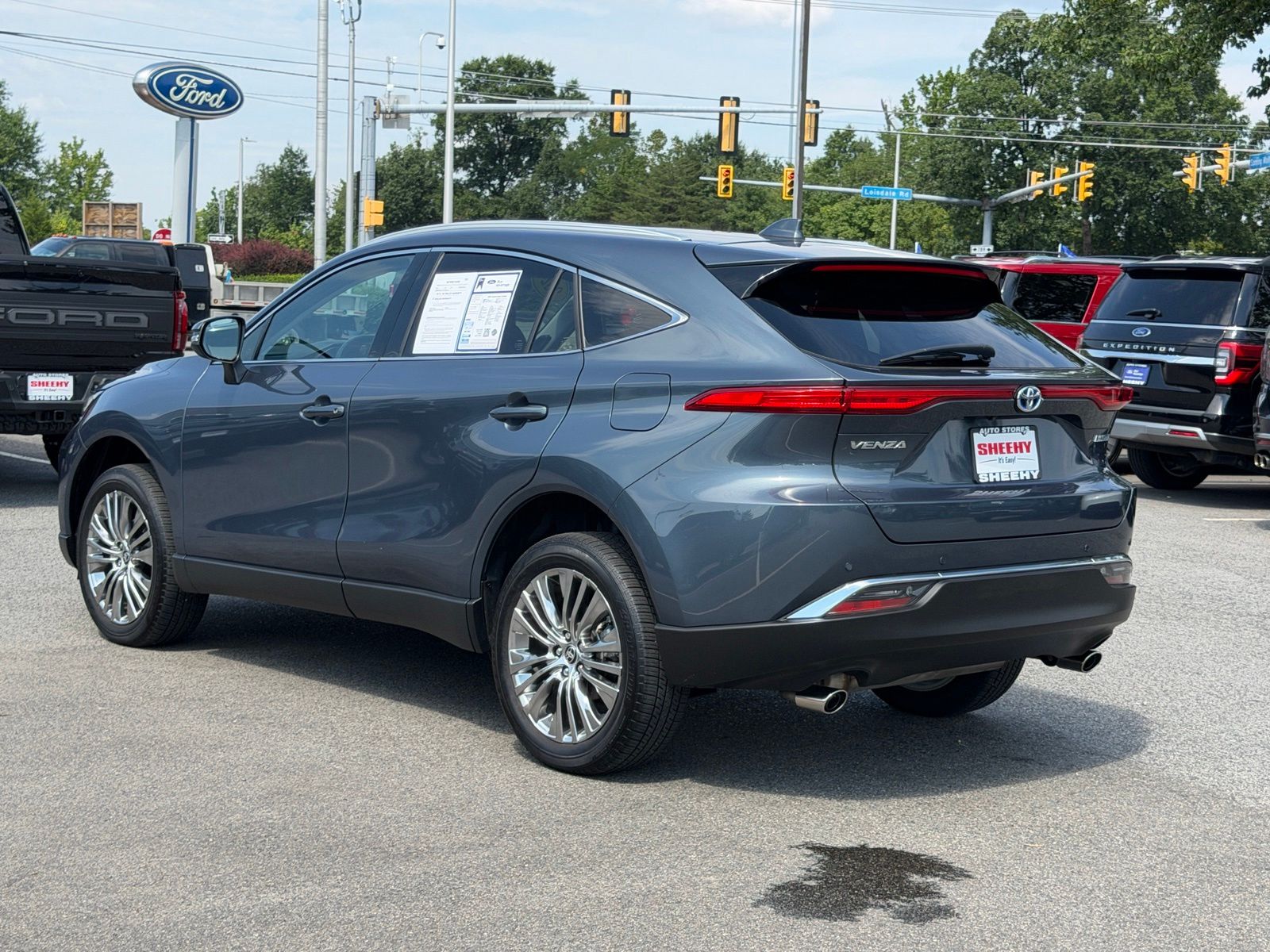 Used 2024 Coastal Gray Metallic Toyota Limited image 4