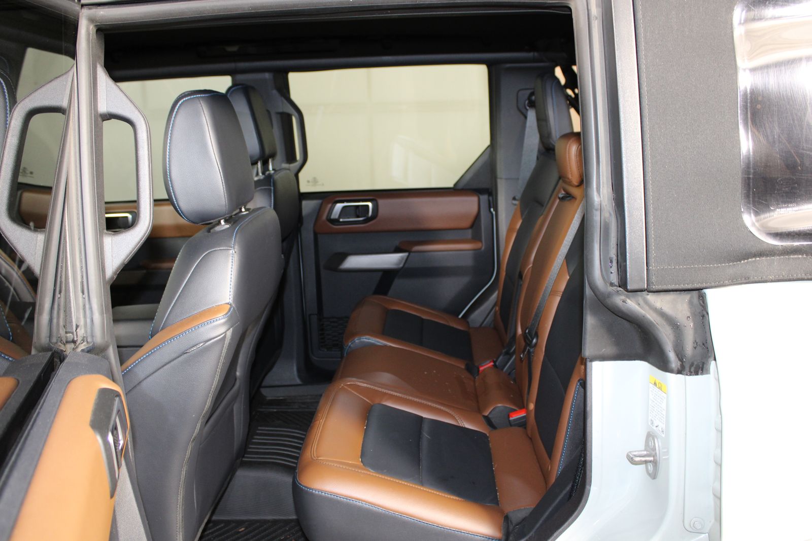 Used 2022 Gray Ford Outer Banks image 11