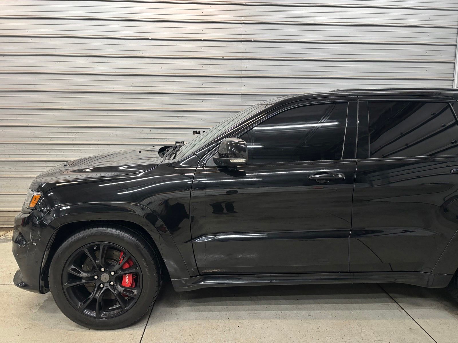 Photo 3 of 2017 Jeep Grand Cherokee SRT