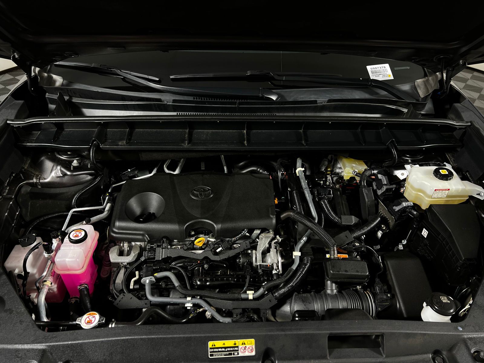 Thumbnail: 2021 Toyota Highlander - 9