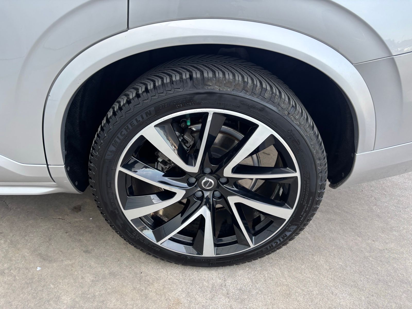 Used Car 2019 Volvo Xc90  T6 Momentum For Sale Under $25,000 In Austin, Texas