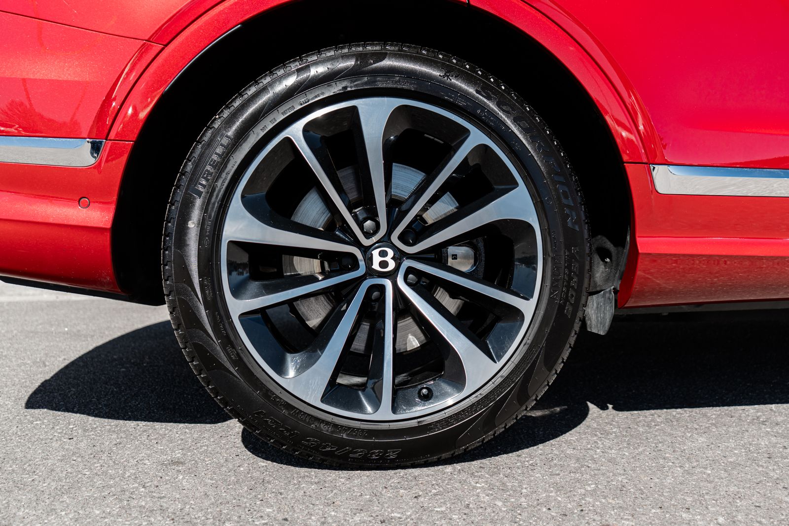 2024 Bentley Bentayga Azure - Photo 15