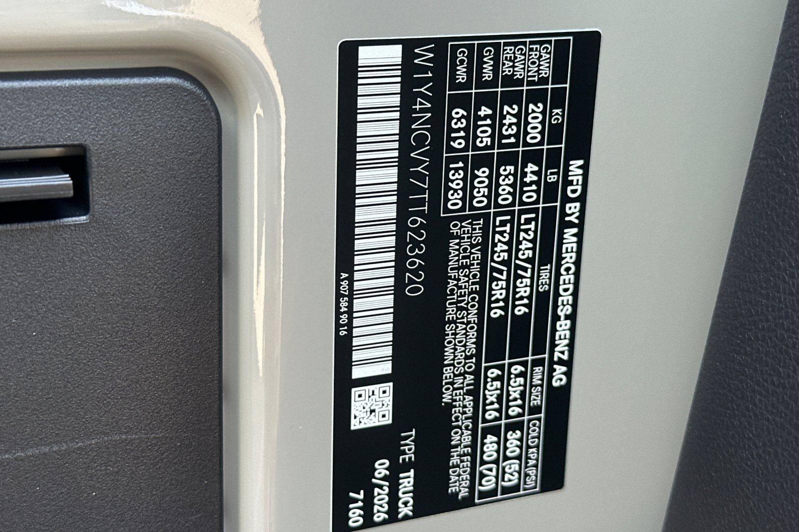 New 2026 Mercedes-benz Sprinter 2500 Van