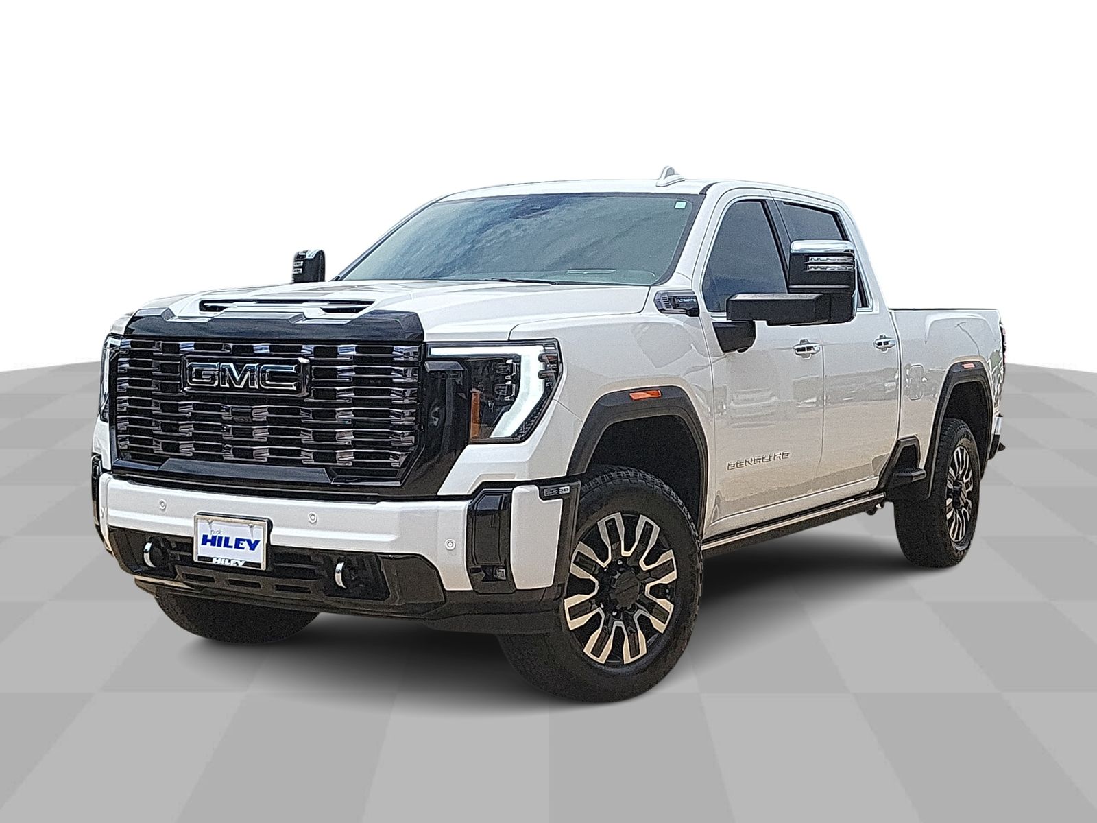 White Frost Tricoat 2025 GMC Sierra 2500HD Denali Ultimate Crew Cab 4WD Pickup Truck Four-Wheel Drive Automatic