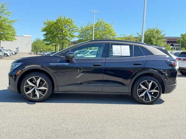 Used 2023 Black Volkswagen Pro S image 3