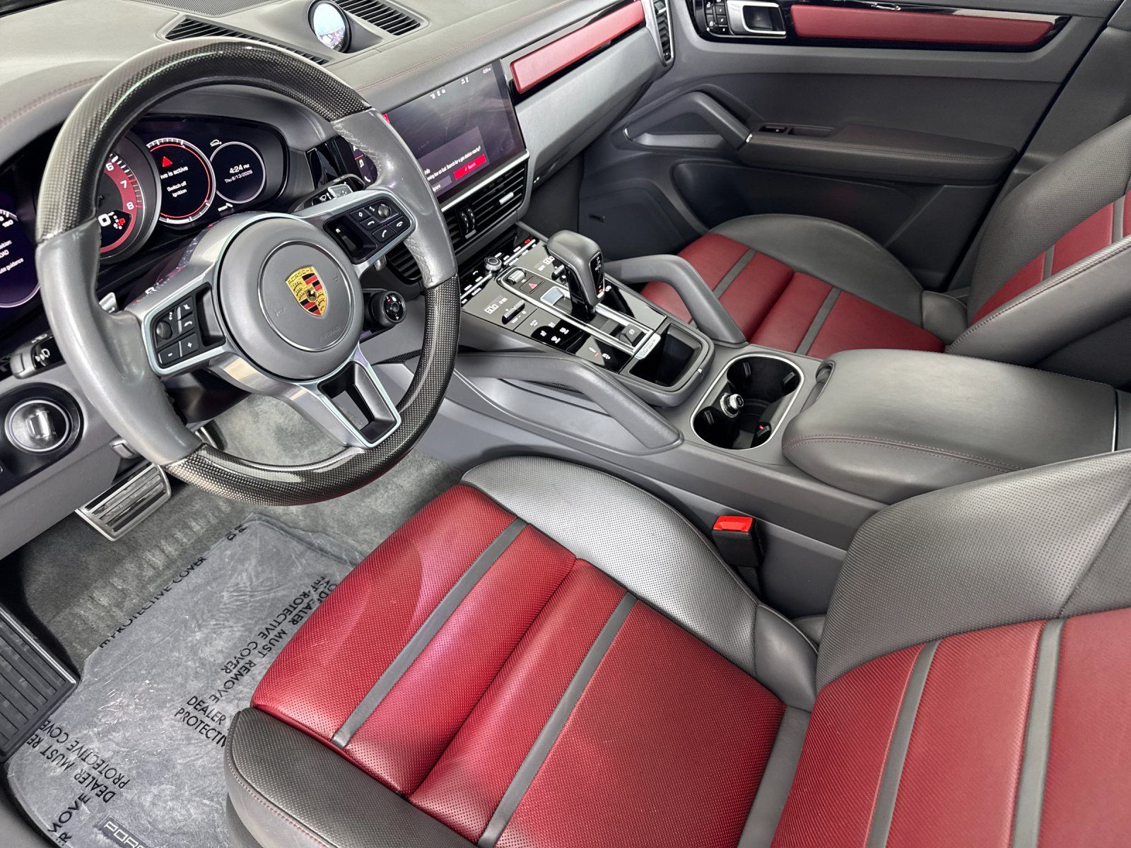 2021 Porsche Cayenne Coupe GTS — full photo 4 of 30