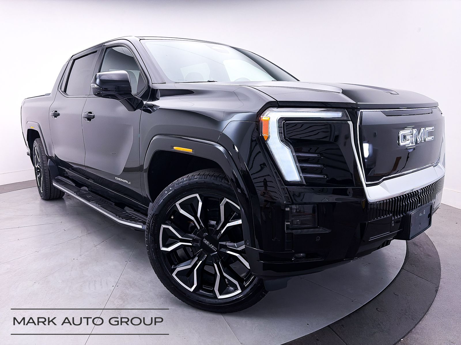 2025 GMC Sierra EV Denali