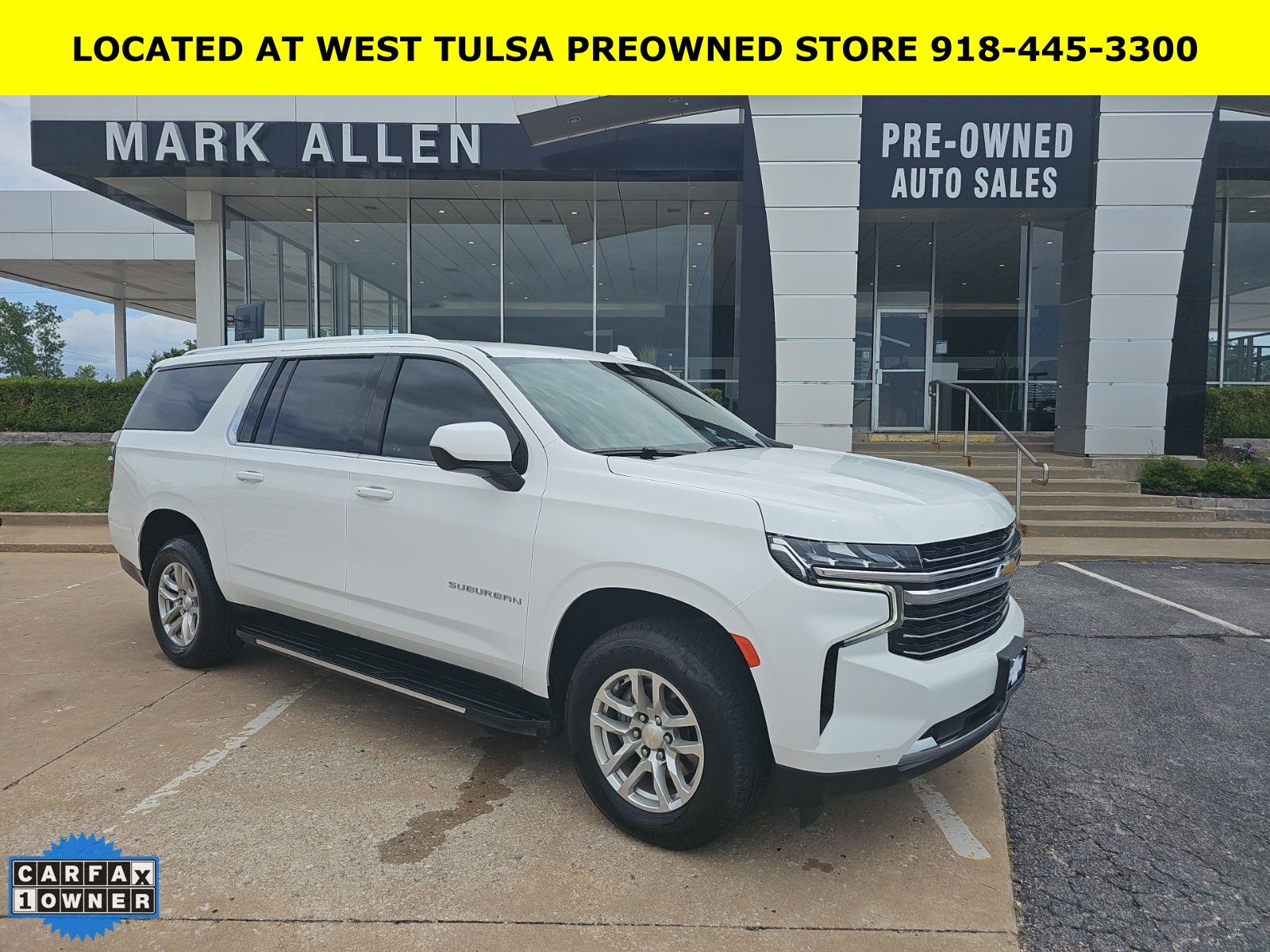 2024 Chevrolet Suburban 4WD 1500 LT's photo