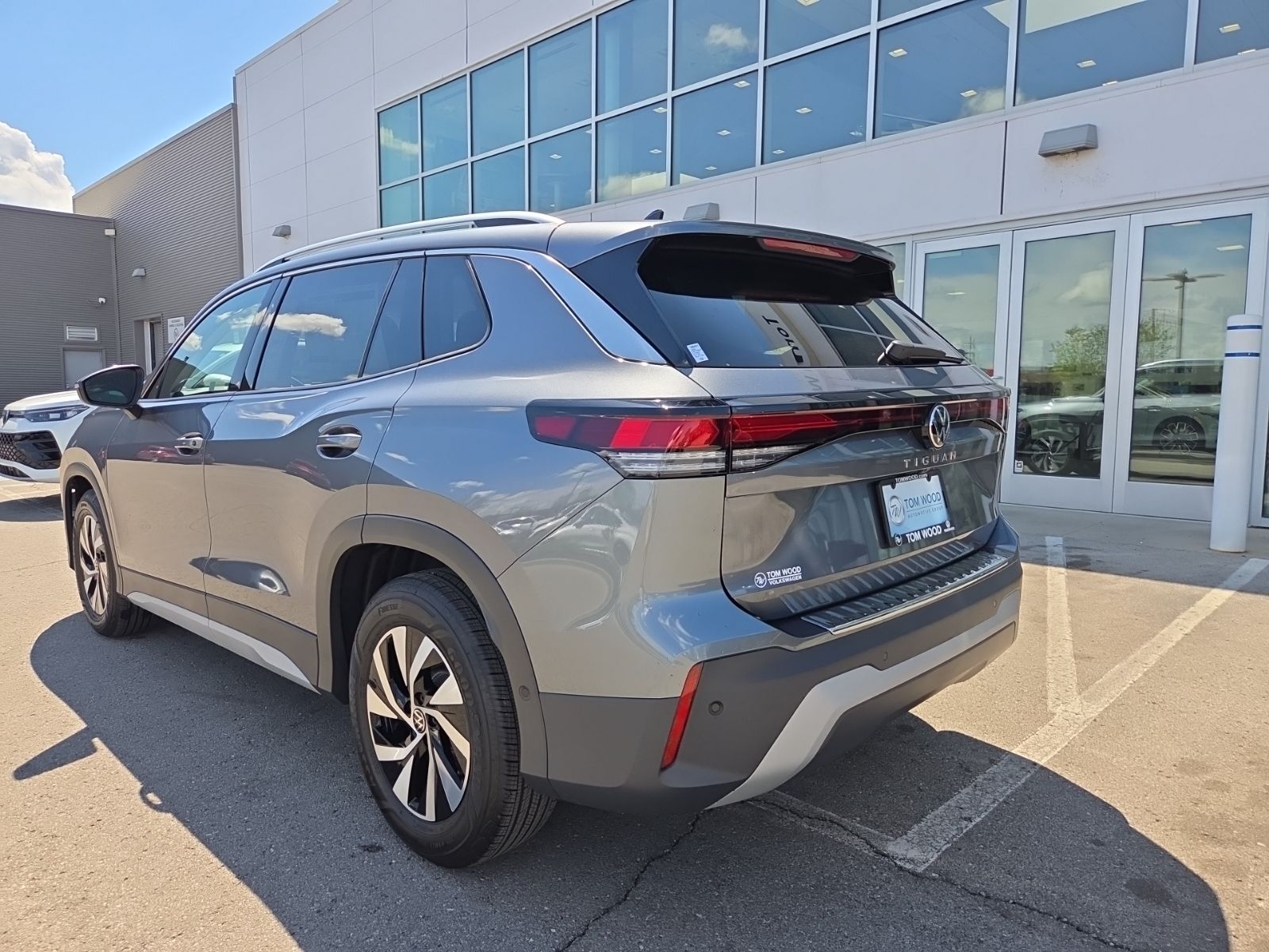 new 2026 Volkswagen Tiguan car, priced at $29,342