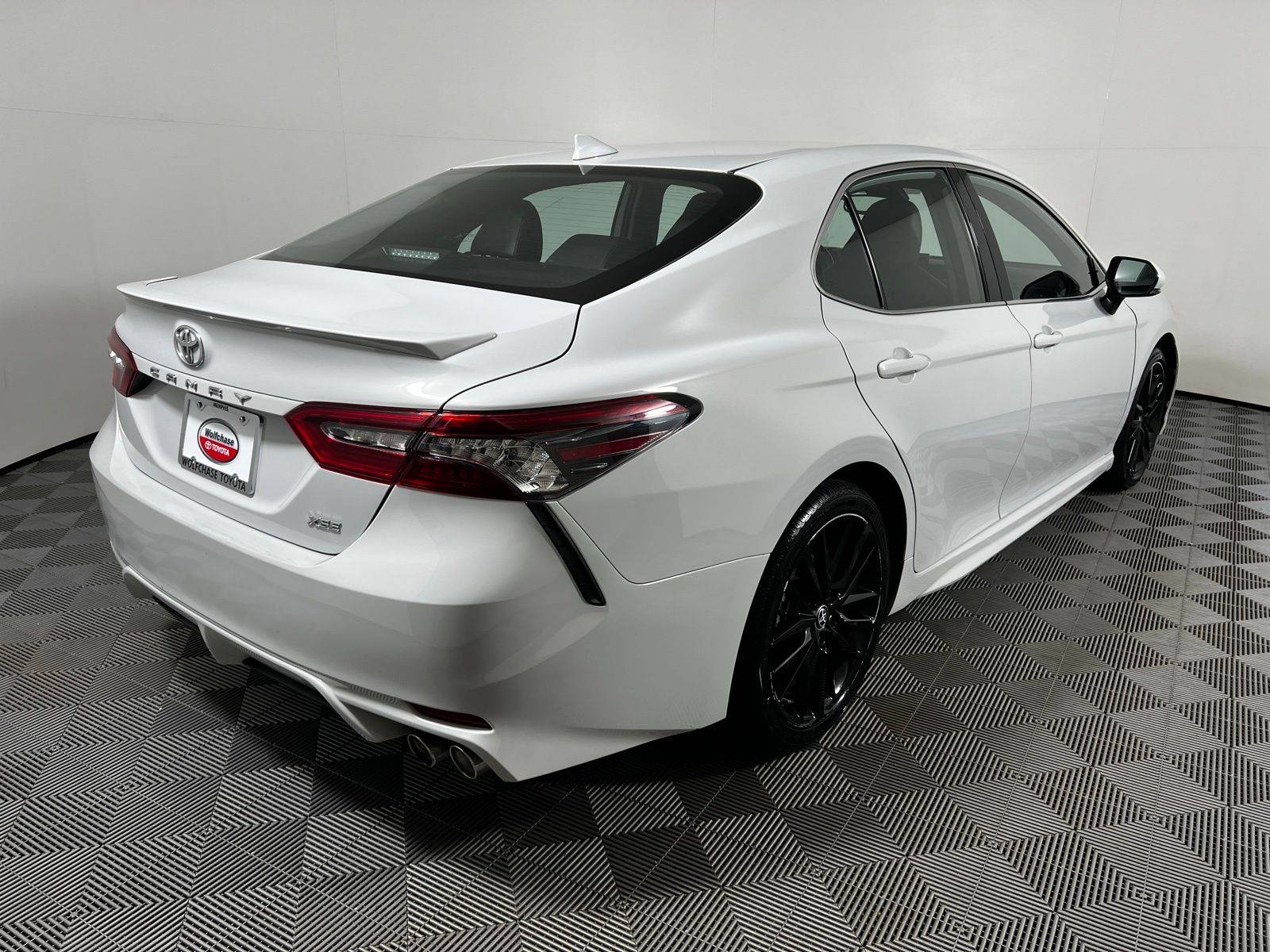 Thumbnail: 2023 Toyota Camry - 5