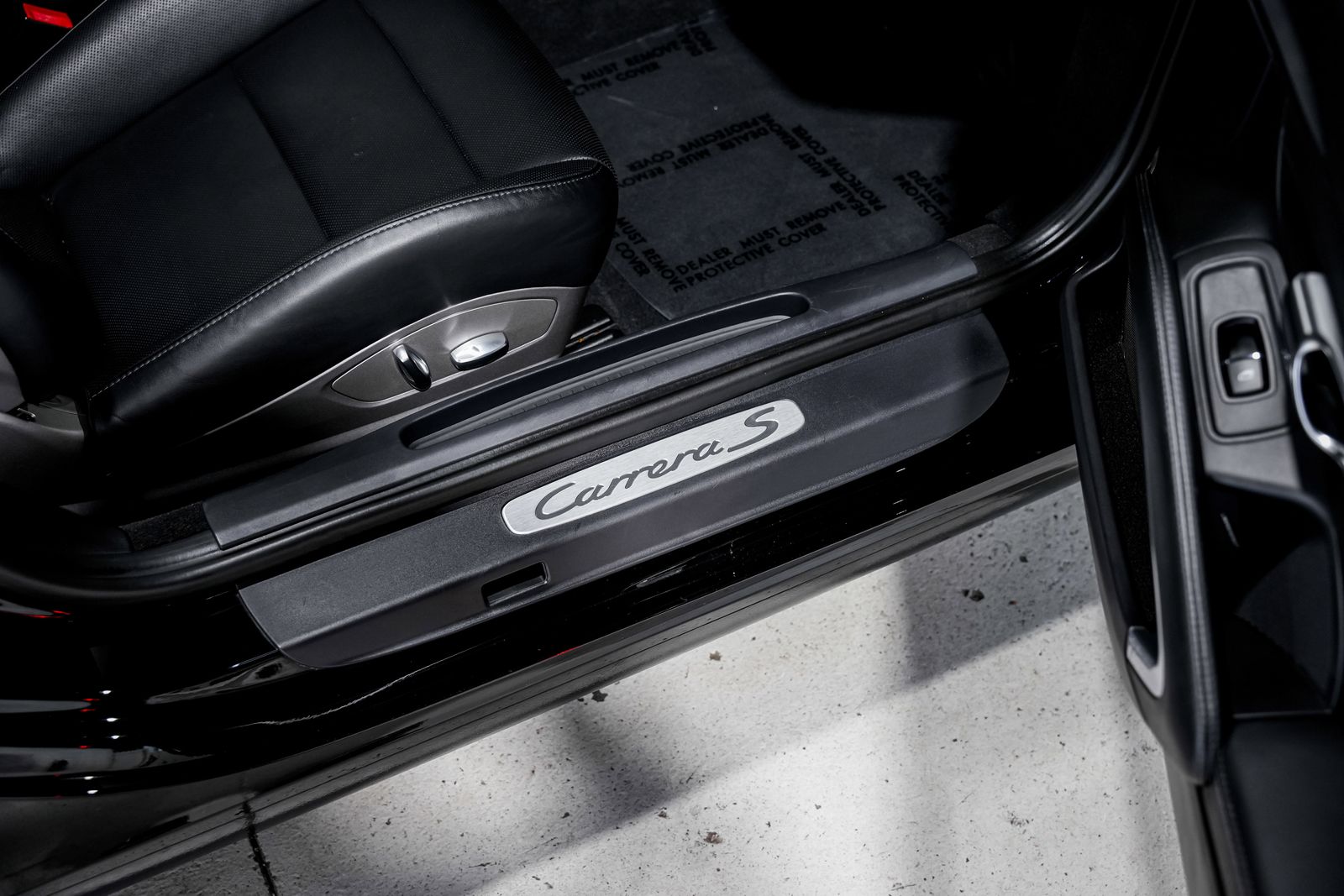 2012 Porsche 911 Carrera S — photo 24