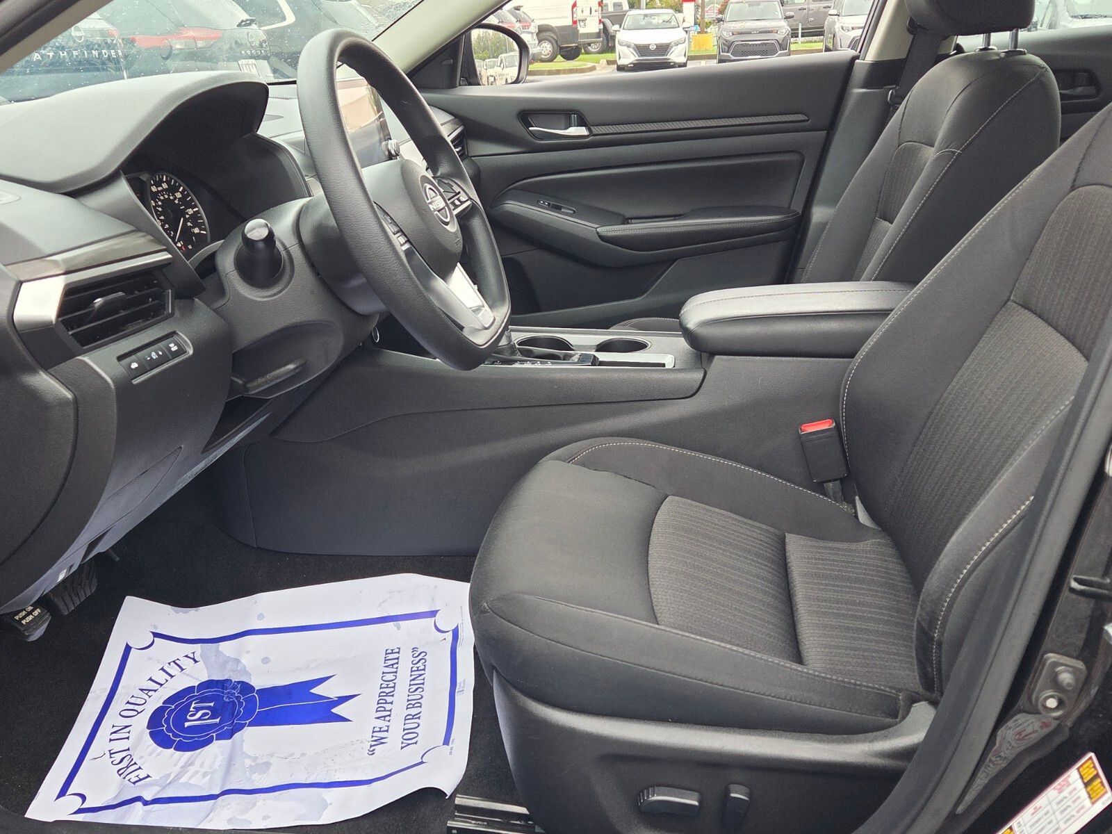 Used 2025 Black Nissan 2.5 SV image 5