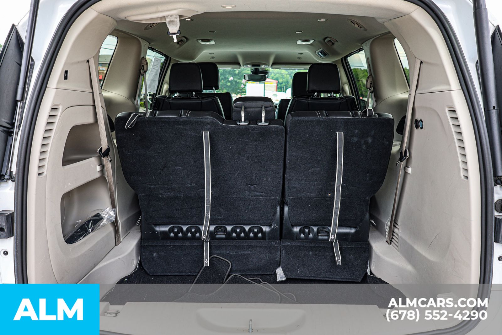 2024 Chrysler Pacifica Touring L photo 23
