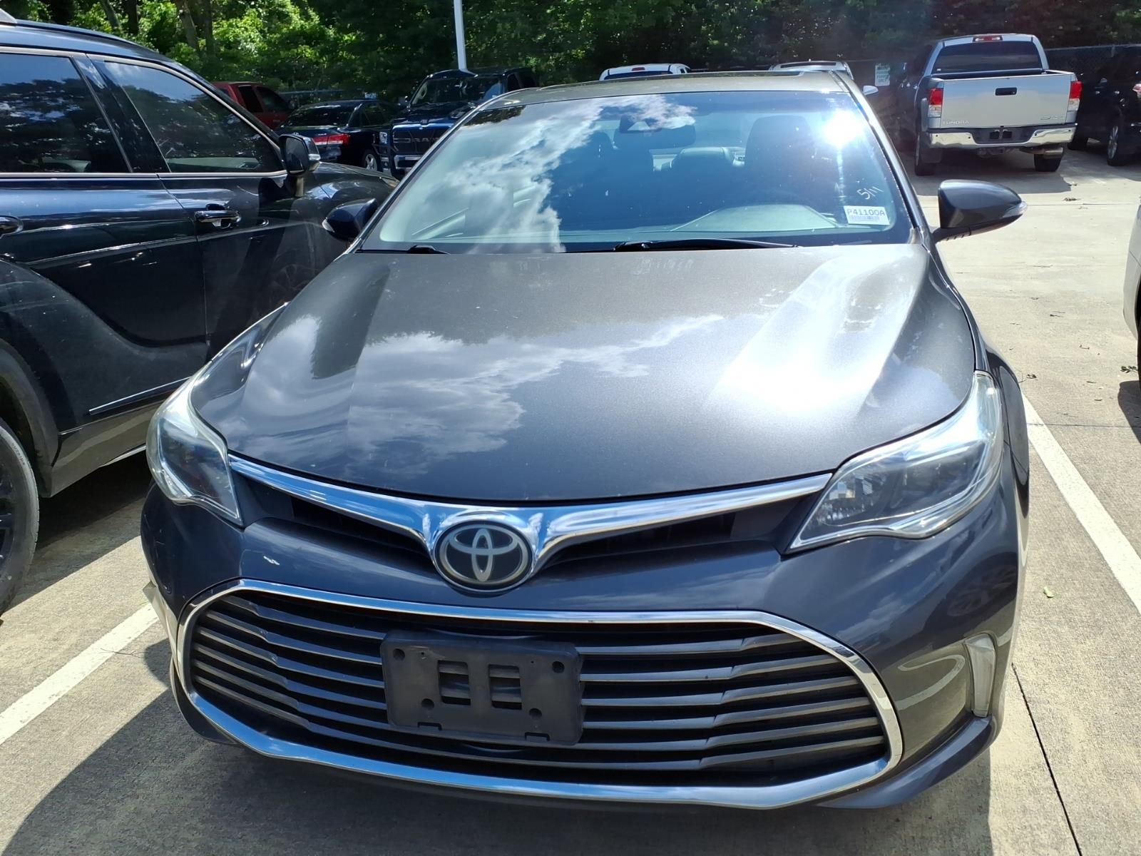 2017 Toyota Avalon XLE Premium Gray at Mac Haik CDJR North Houston