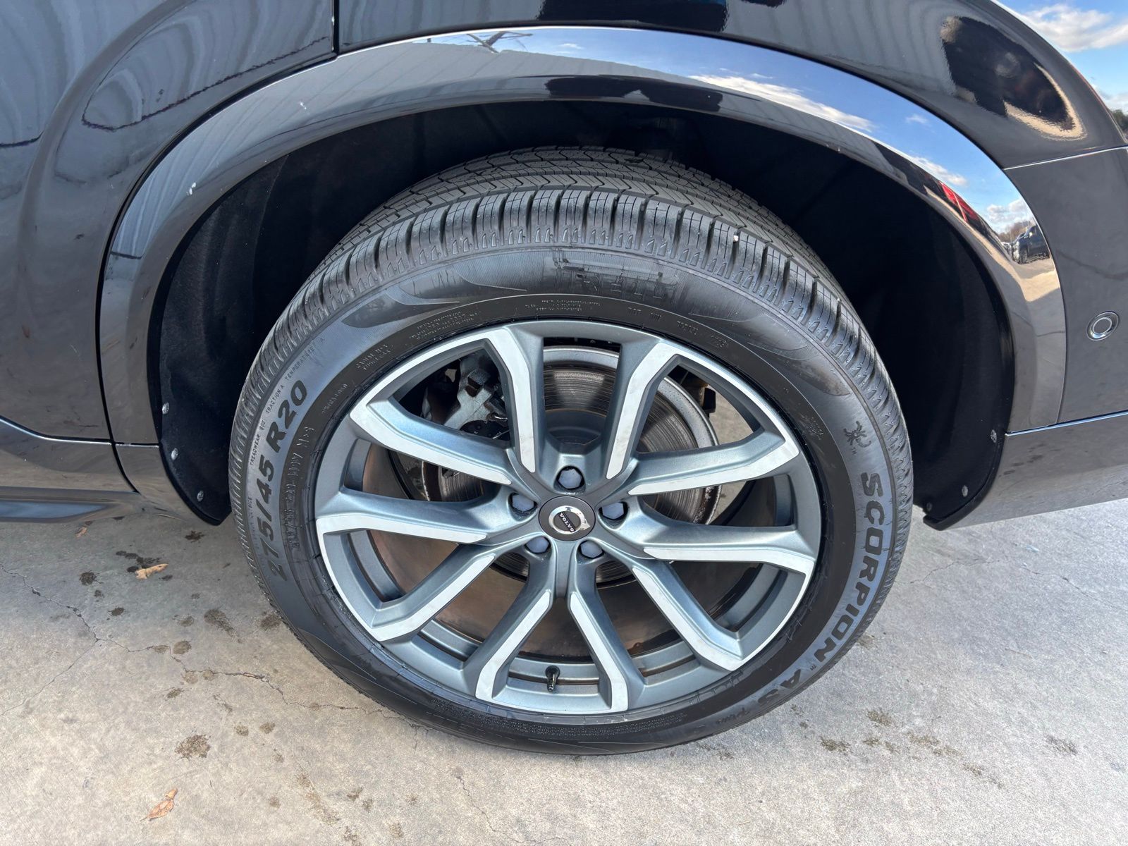 Used Car 2017 Volvo Xc90  T6 Momentum For Sale Under $20,000 In Austin, Texas