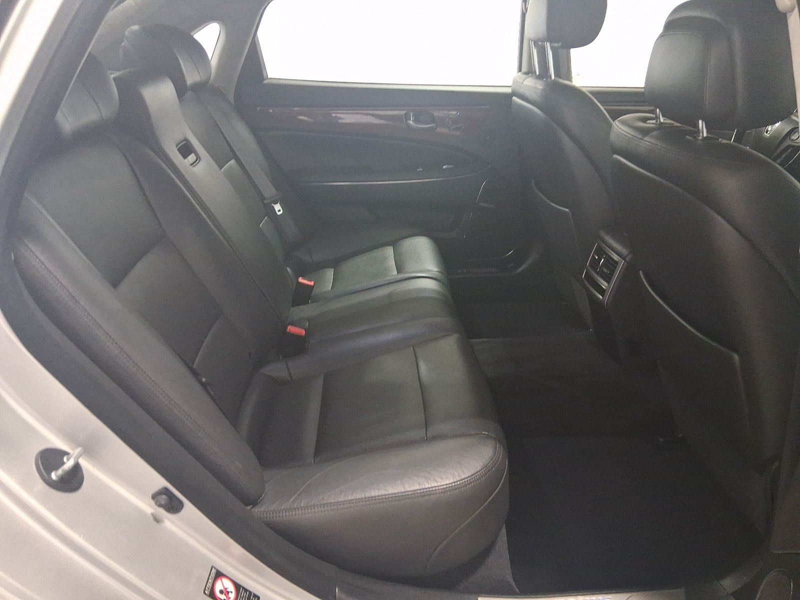 Used Car 2014 Hyundai Equus  Signature For Sale Under $15,000 In Austin, Texas
