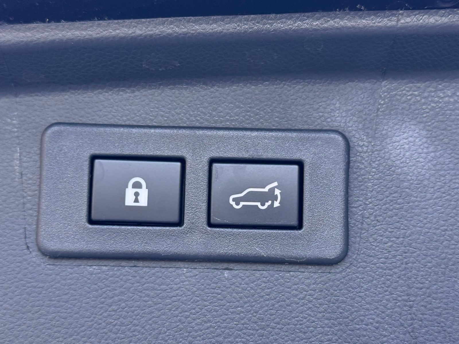 Used 2025 Black Subaru Onyx Edition image 20