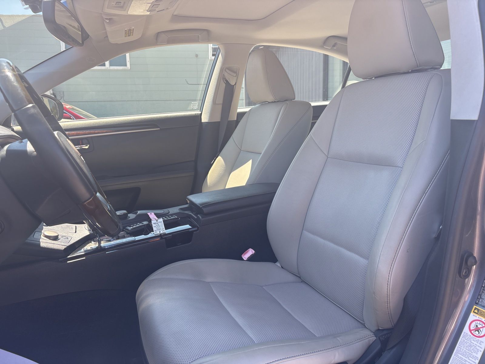 2015 Lexus ES 350 - Photo 13