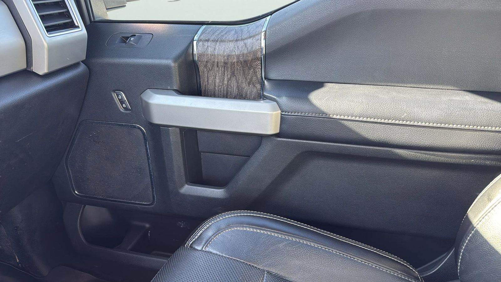 Used Car 2018 Ford F-350sd  Lariat For Sale Under $50,000 In Austin, Texas