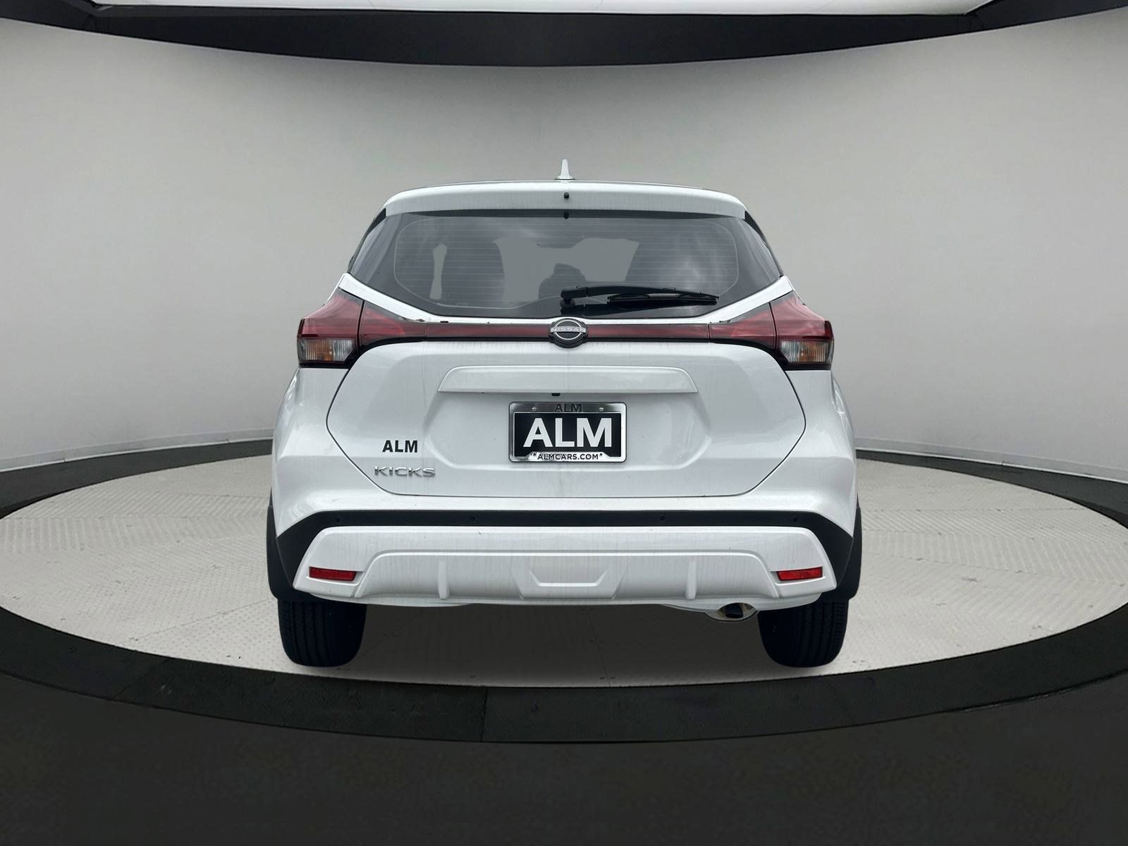 2025 Nissan Kicks Play S photo 22