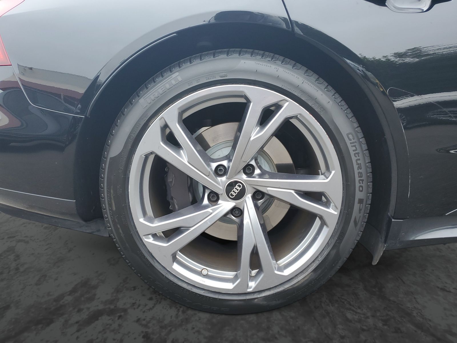 Vehicle photo