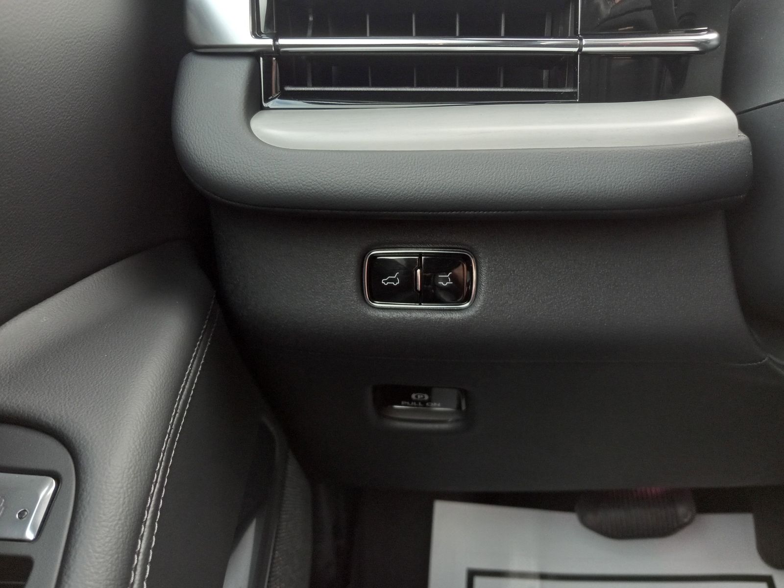2025 Lincoln Navigator L image 29
