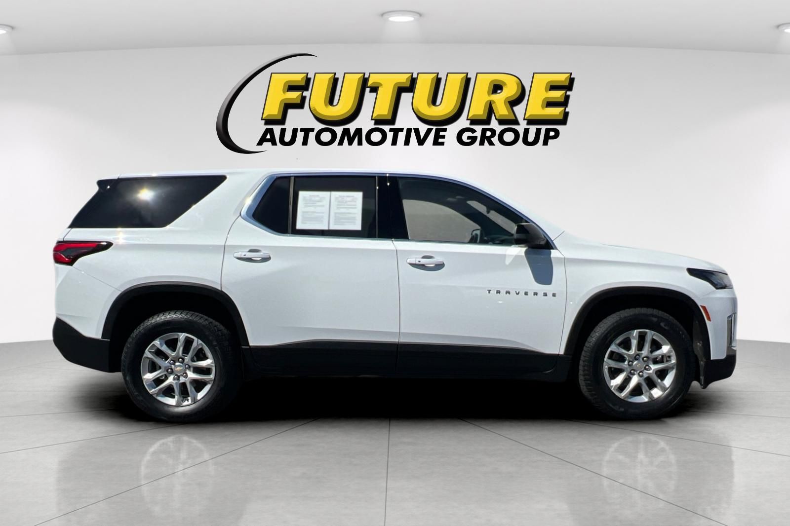 View vehicle photo 3