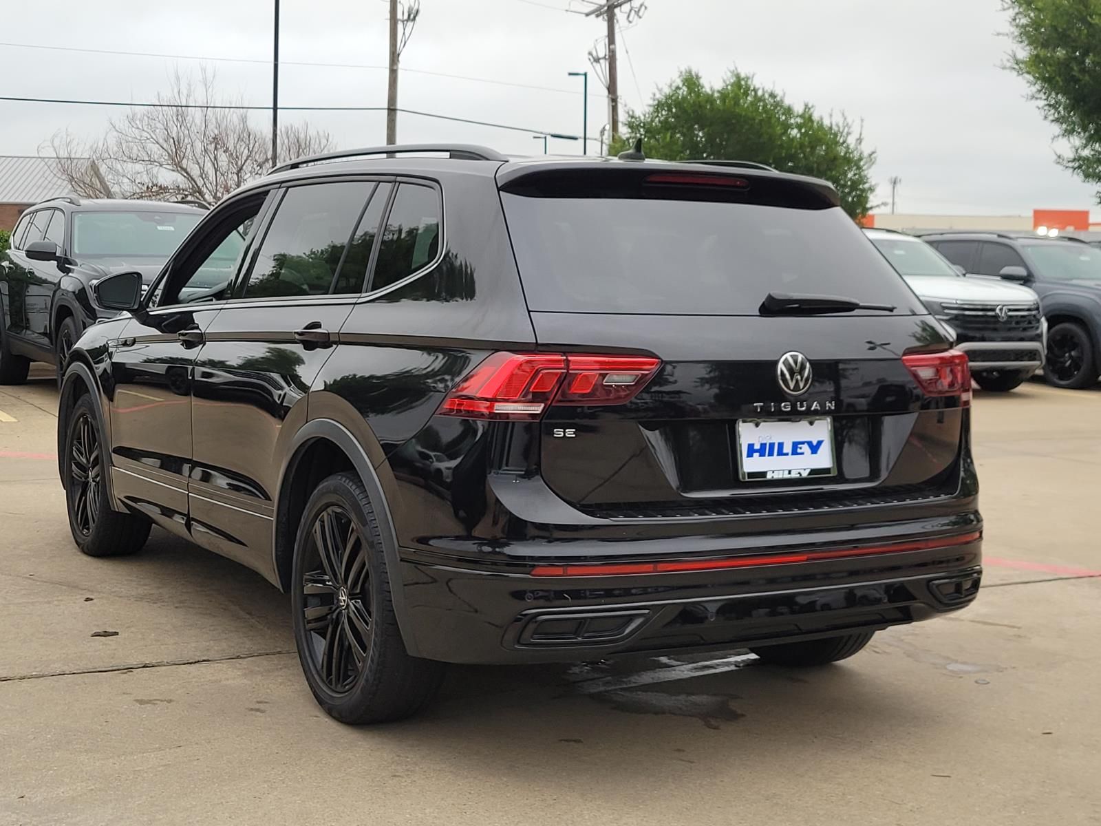 used 2022 Volkswagen Tiguan car, priced at $21,000