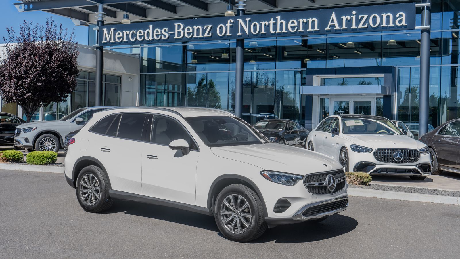 2024 Mercedes-Benz GLC GLC 300 — full photo 1 of 33