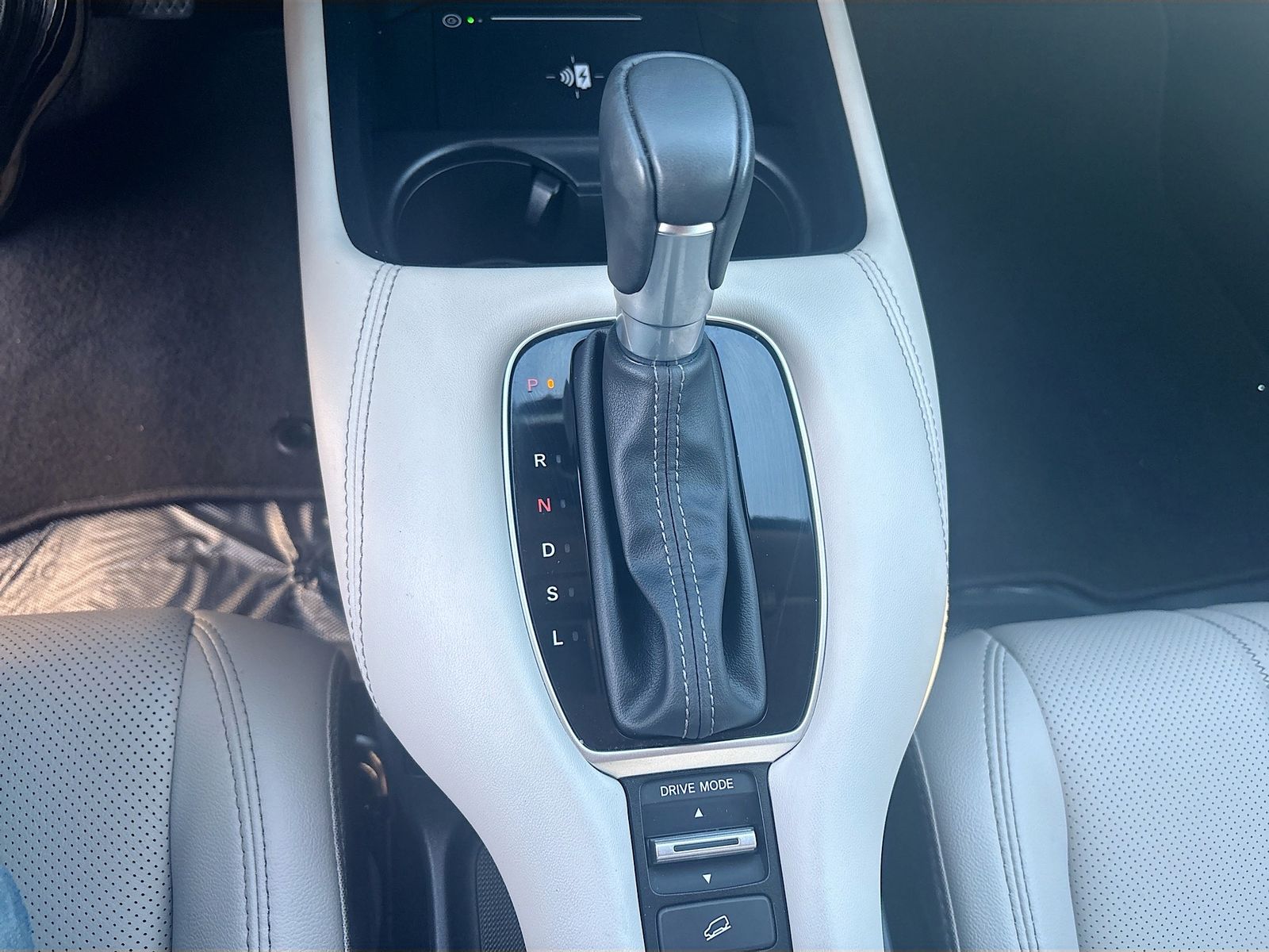 Used 2026 Silver Honda EX-L image 15