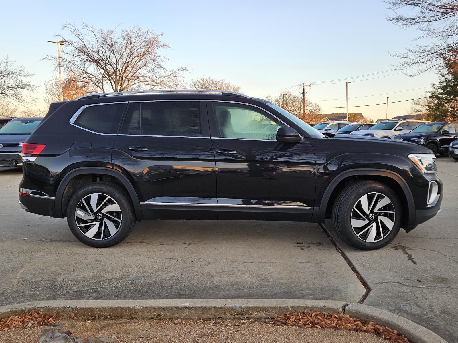 new 2026 Volkswagen Atlas car, priced at $45,113