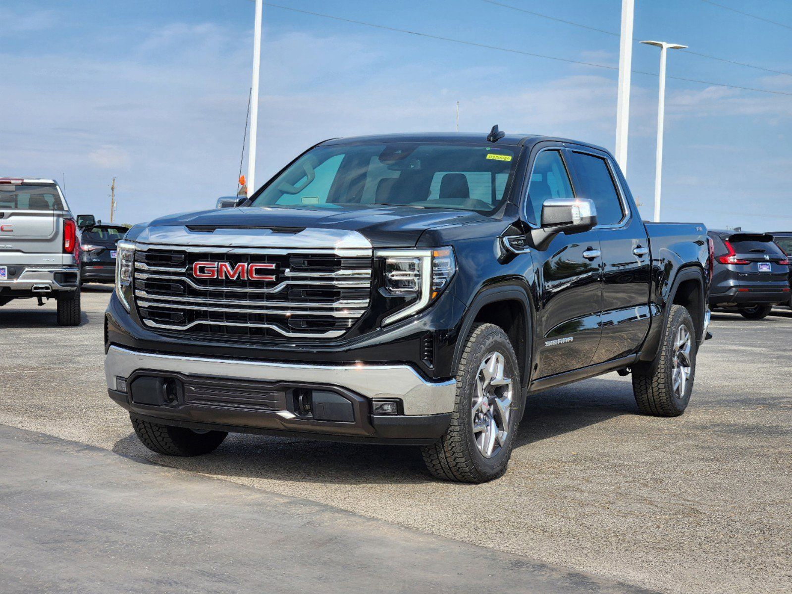 2025 GMC Sierra 1500 SLT 3