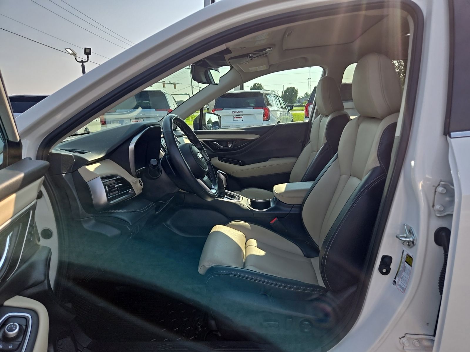 Used 2024 White Subaru Limited image 9