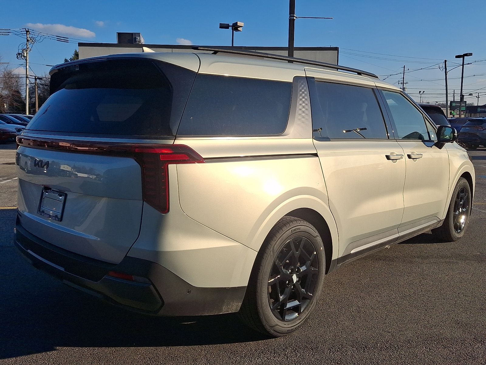2025 Kia Carnival SX Prestige - Photo 7