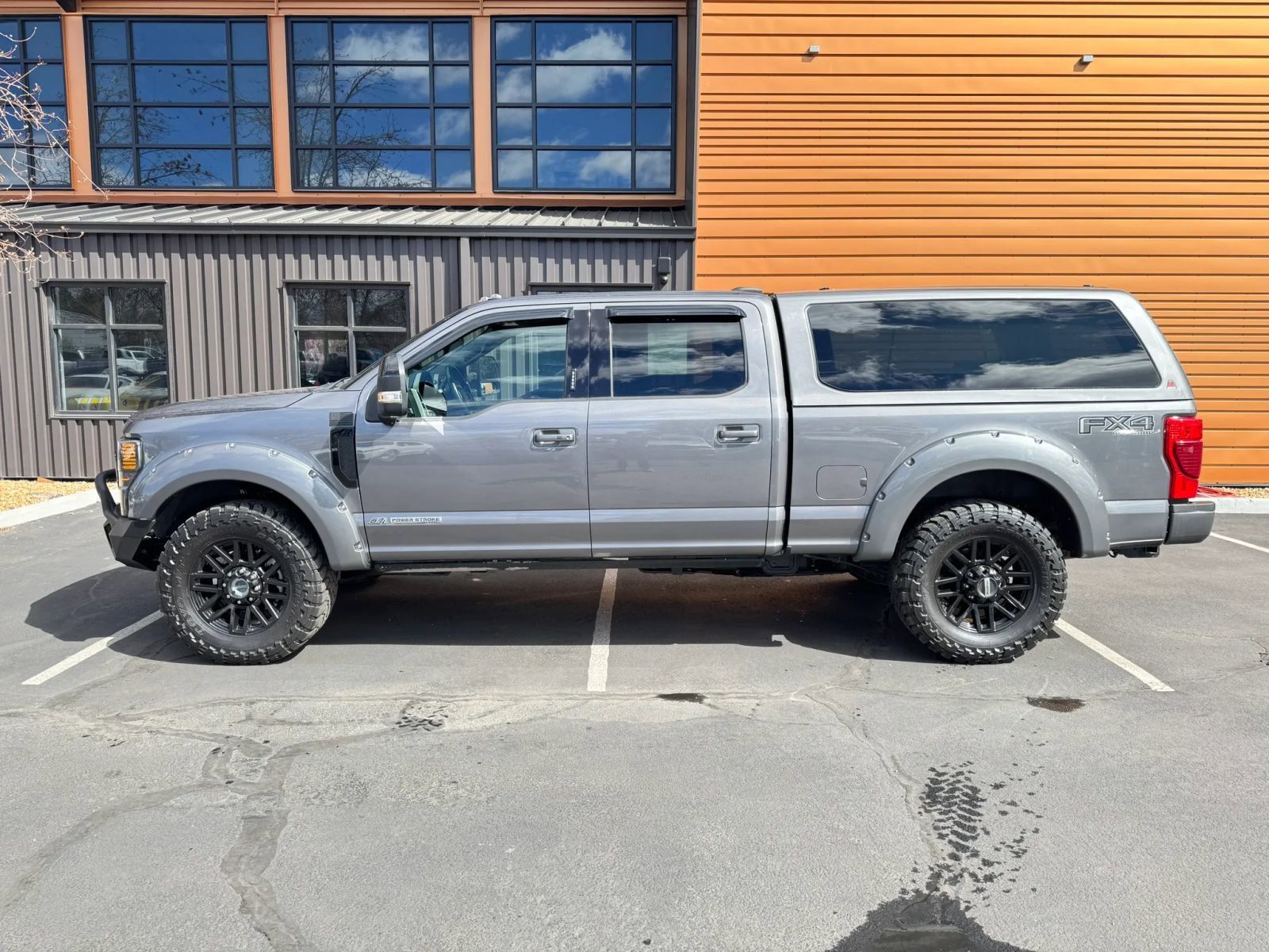 View vehicle photo 2