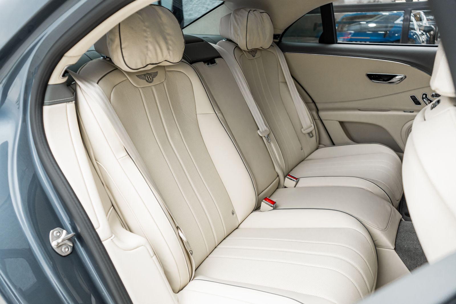 2026 Bentley Flying Spur - Photo 39