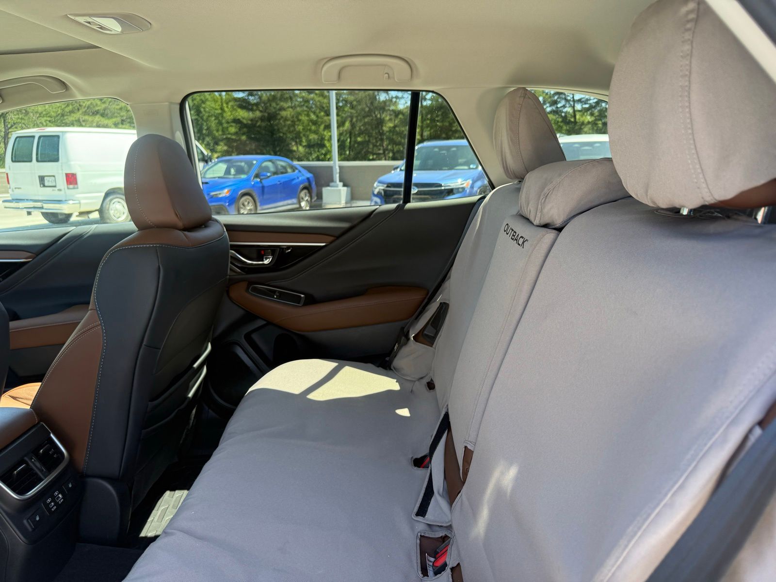 Used 2025 White Subaru Touring image 7