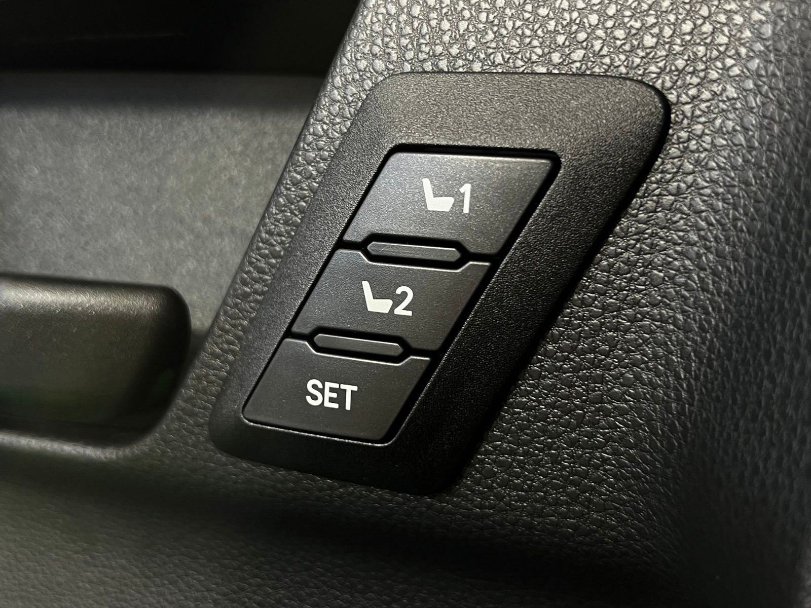 Thumbnail: 2026 Toyota 4Runner - 12
