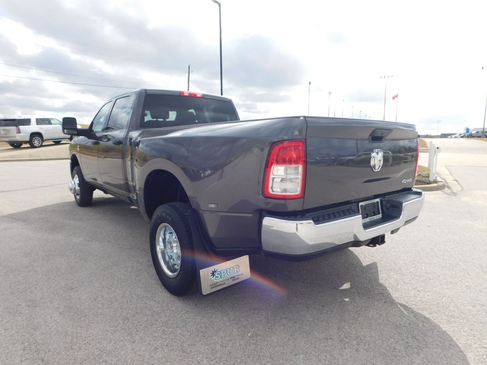 2024 Ram 3500 Tradesman 3