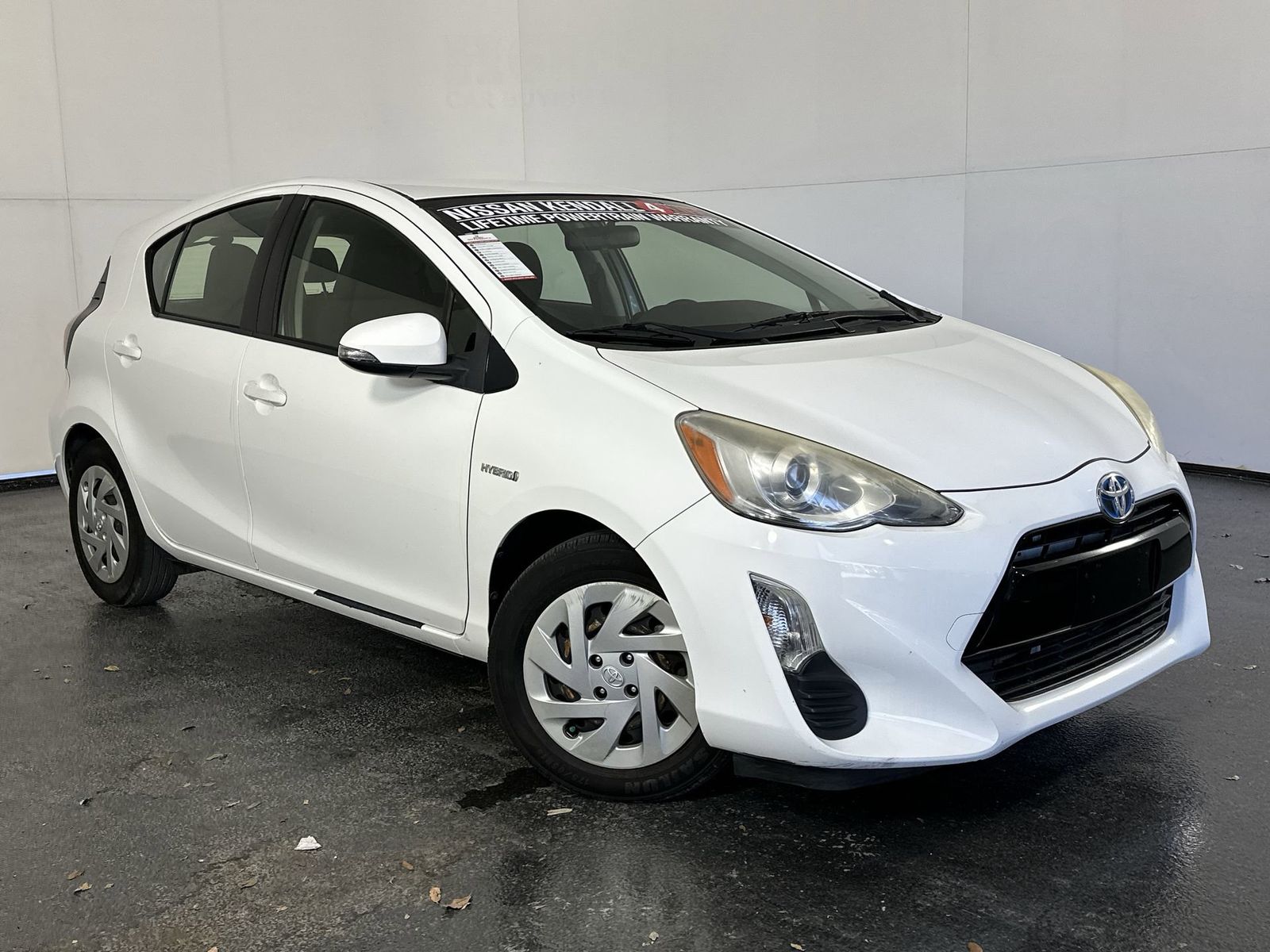 Toyota Prius c Four