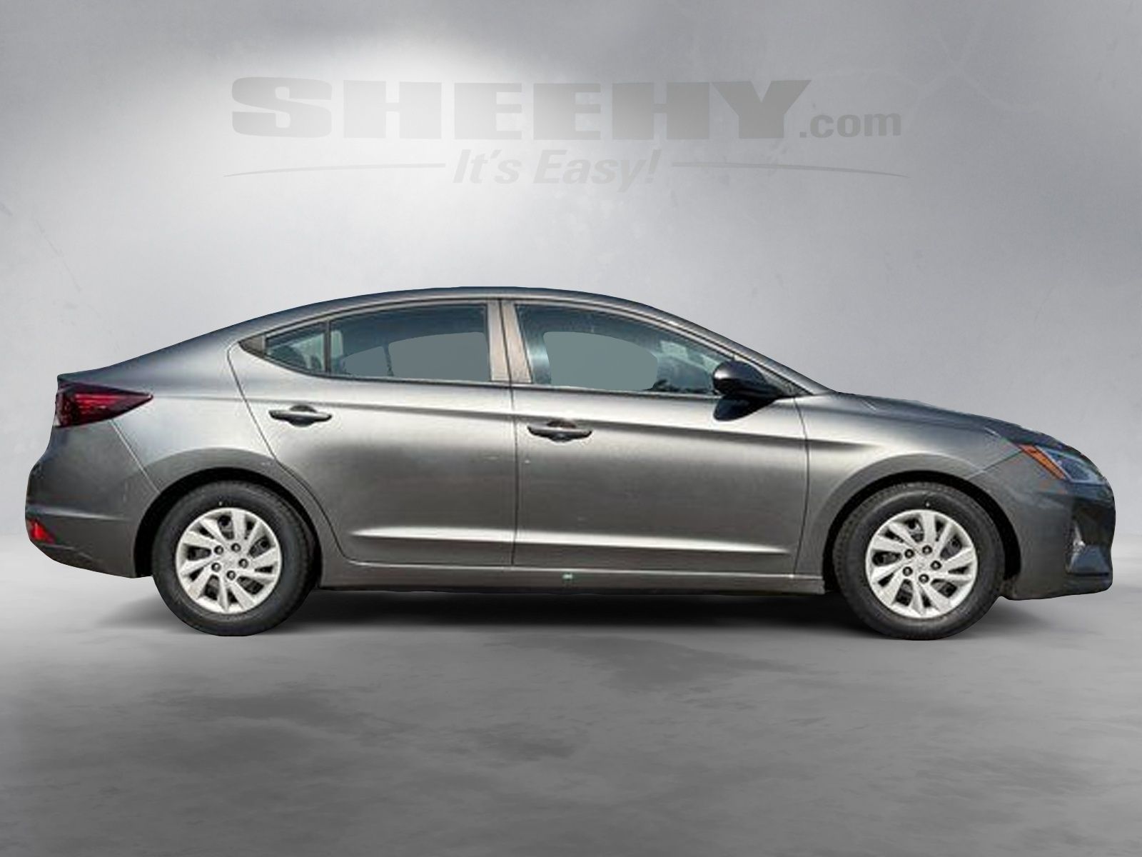 Used 2019 Machine Gray Hyundai SE image 10