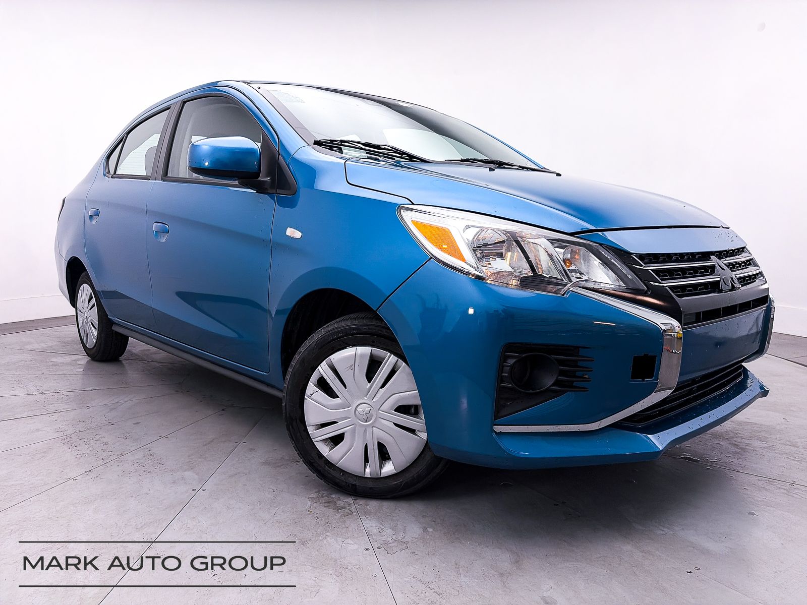 Blue 2024 Mitsubishi Mirage G4 LE FWD Sedan Front-Wheel Drive Continuously Variable Transmission