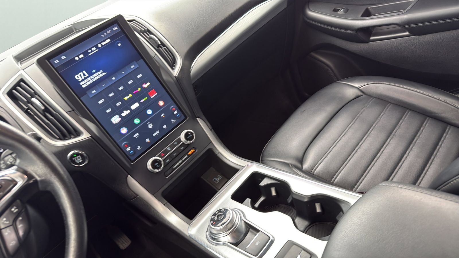 Used Car 2022 Ford Edge  Sel For Sale Under $25,000 In Austin, Texas