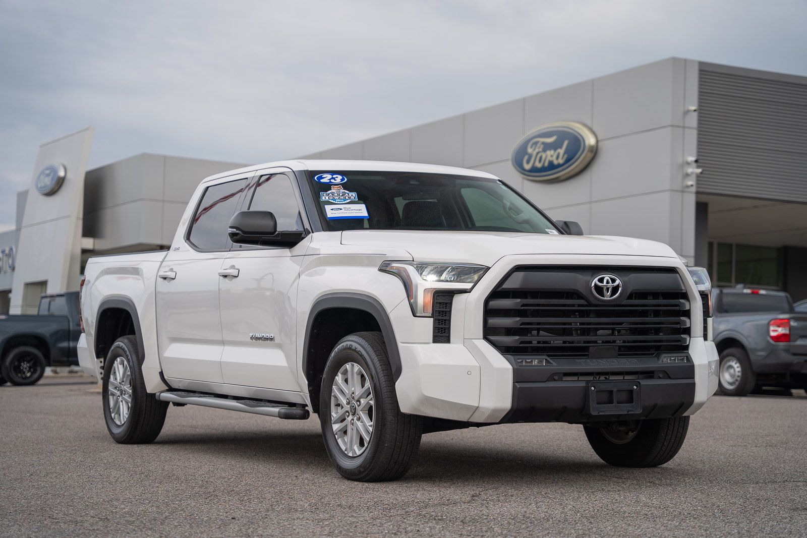 Ice 2023 Toyota Tundra Pickup Truck Four-Wheel Drive Automatic